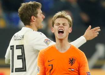 El agente de De Jong, objetivo del Barça, se reunió con el PSG