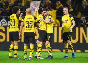 Alcácer amarga la victoria del Dortmund: se fue lesionado