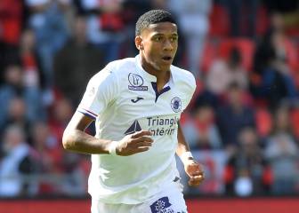 El Toulouse carga contra el Barça por sus formas con Todibo