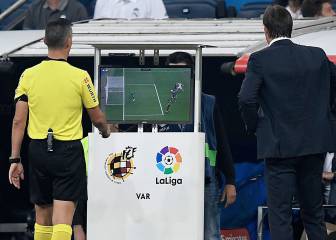 La FIFA está inquieta con los fallos cometidos por el VAR