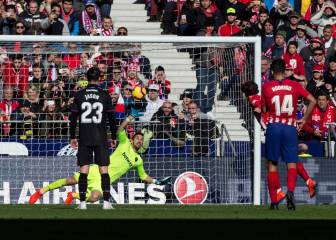 Griezmann y Oblak dan una trabajada victoria al Atlético