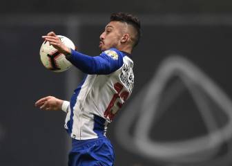 A Bola: el Atleti intensifica su seguimiento a Alex Telles