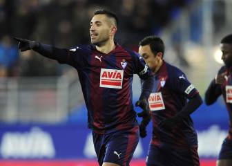 Charles hunde al Girona