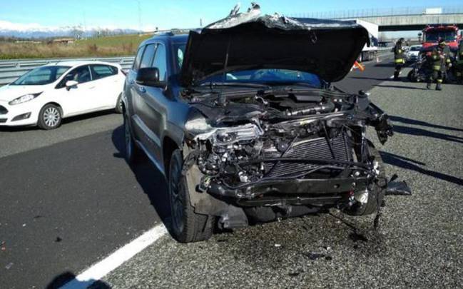 Así quedó el Jeep Cherokee de Douglas Costa tras el accidente de tráfico.
