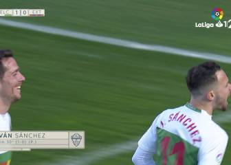 Victoria de oro del Elche para escapar de la zona de descenso