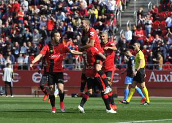 El Mallorca golea al Lugo con doblete de Rodríguez