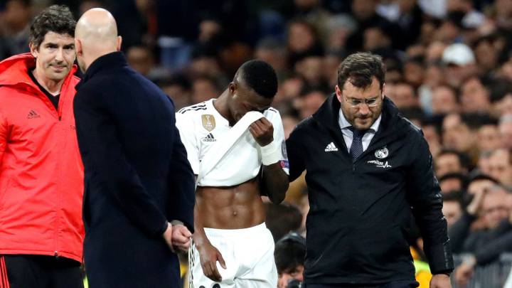 Real Madrid: Vinicius, Lucas injured, substitute Bale jeered