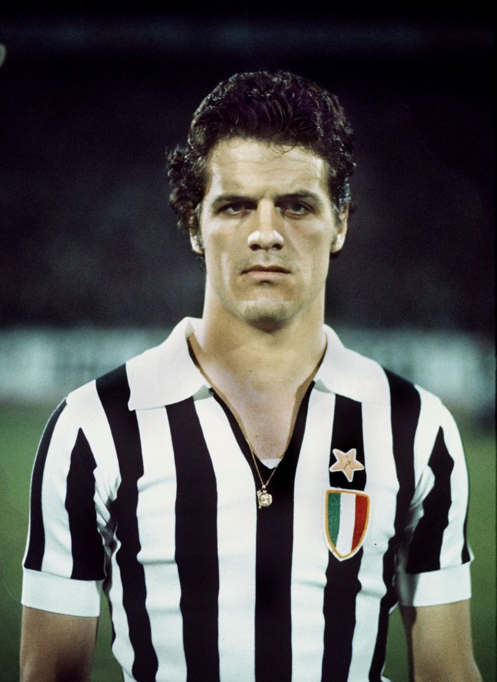 Fabio Capello. Llegó a la Juventus procedente del Roma en 1970. Jugó seis temporadas como blanquinegro. 