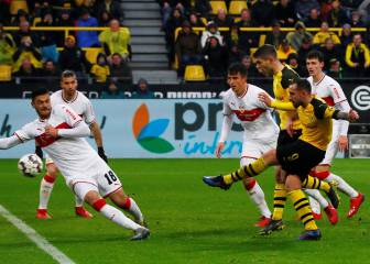 El gol de Alcácer que mantiene al Dortmund en la lucha por la liga