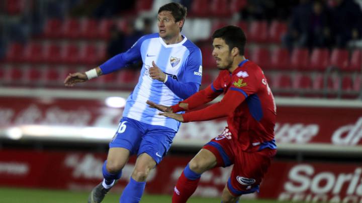 1x1 del Málaga: Ricca salva un punto en otro mal partido