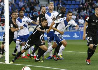 El Sporting vence al Tenerife con polémica y sueña con el ascenso