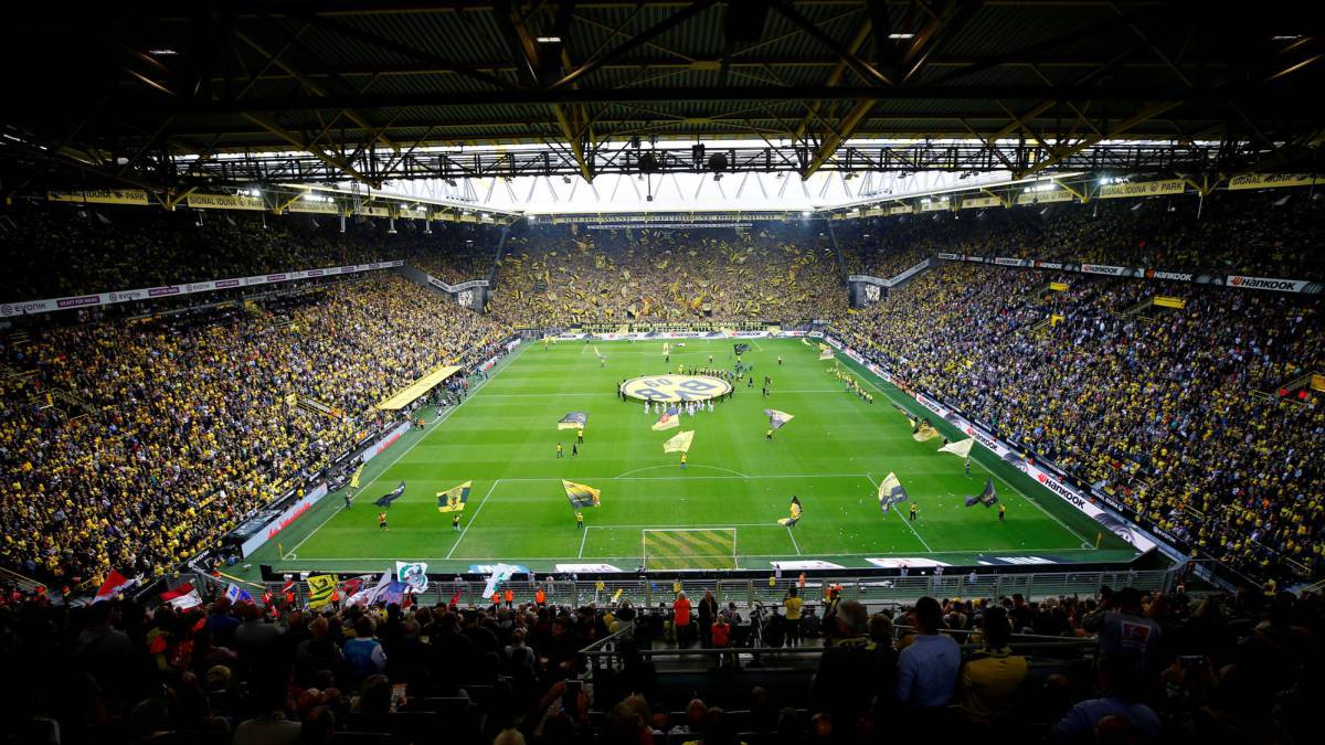 Nadie recibe más aficionados en su estadio que el Dortmund