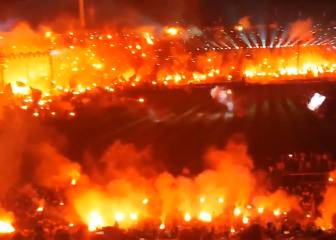 Lo de Grecia es otro nivel... así celebró la afición del PAOK el título de liga, 34 años después