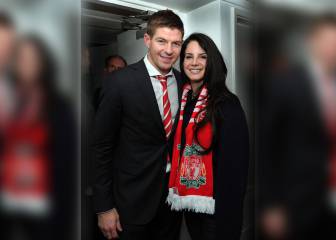 Famosos que apoyan al Liverpool