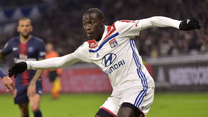 Real Madrid in talks over Mendy