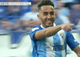 El Málaga golea el Elche, queda tercero y espera al Depor