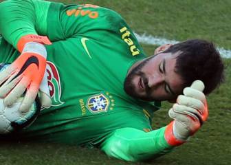 Brasil entrena con 10 jugadores, a 5 días del debut