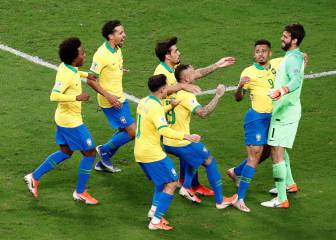 Brasil acaba la maldición y en penales clasifica a semifinales