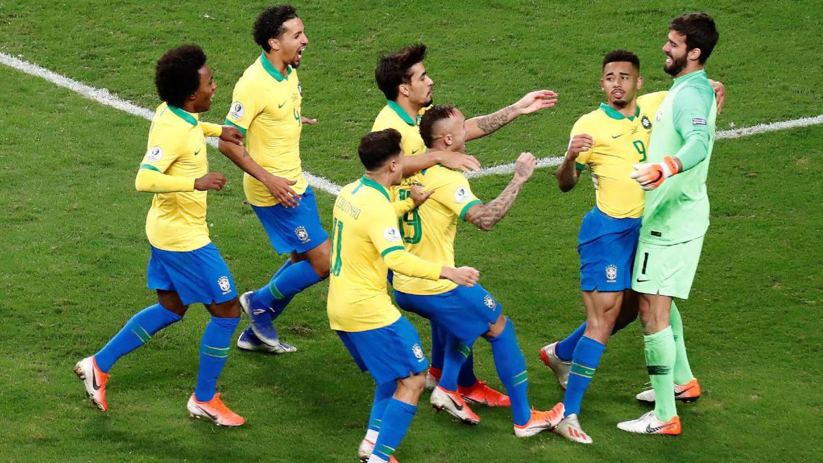 Brasil sufre para clasificar a las semifinales de la Copa América ante Paraguay