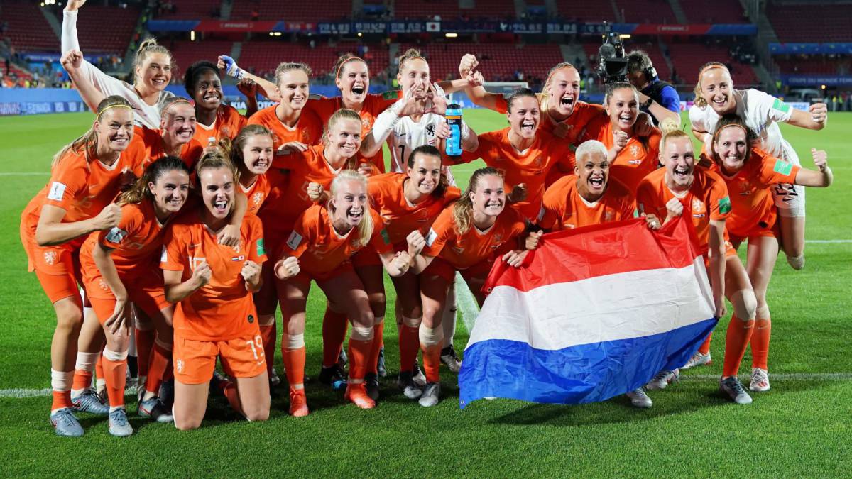FÚTBOL FEMENINO Holanda hace historia y se mete en semifinales por primera vez FÚTBOL FEMENINO Holanda hace historia y se mete en semifinales por primera vez