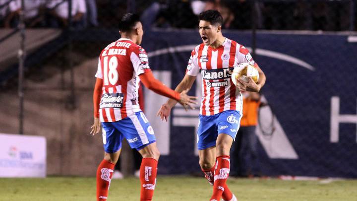 Nicolás Ibáñez en el Atlético San Luis. 