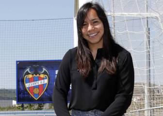 Charlyn, cerca de ser la sustituta de Jenni Hermoso en el Atlético