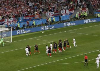 Muy ofensivo y gran lanzador de faltas: así juega Kieran Trippier