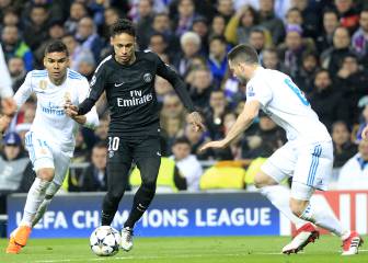 Neymar saga takes new twist as forward offers himself to Real