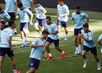 Vargas, Roca y Wu Lei, ante un convulso Sheffield Wednesday