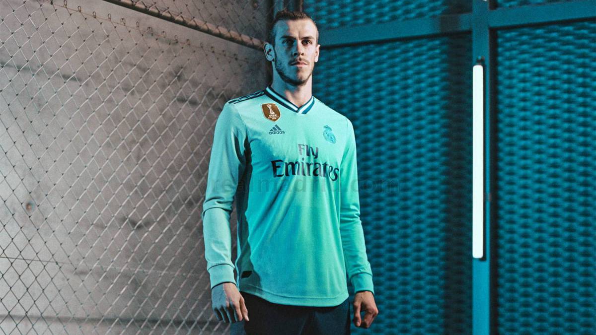 Nueva camiseta del Real Madrid 2011-2012. - Taringa!