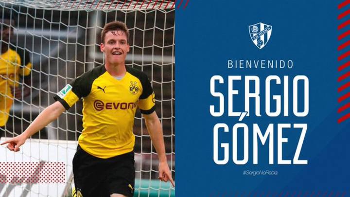 El Borussia Dortmund cede al Huesca a Sergio Gómez