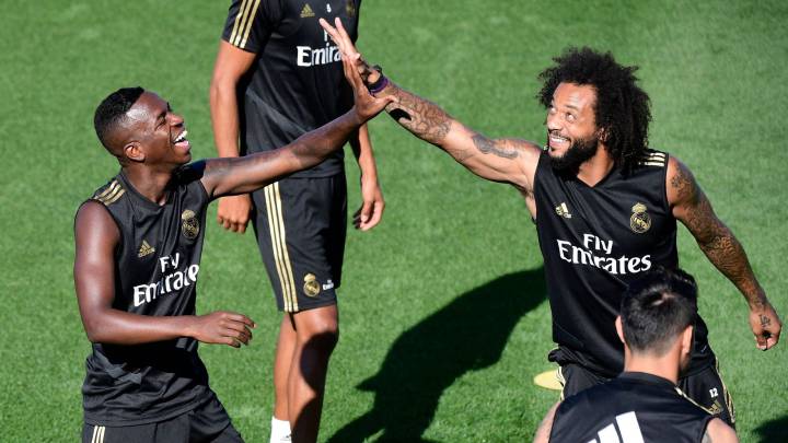 Vinicius Given Brazil Call Up As Com