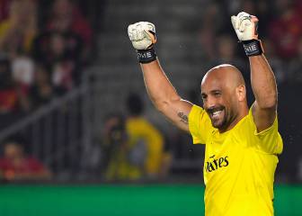 Real Madrid sound out Reina as potential Keylor replacement