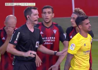 Victoria del Cádiz en un final de partido de infarto