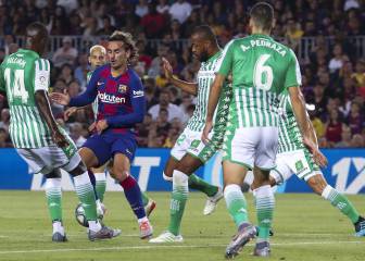 El Barça destroza al Betis al son de un Griezmann estelar