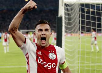 El Ajax avanza a la fase de grupos con un partido gris