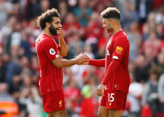Oxlade-Chamberlain cuenta por qué Salah no pasa el balón