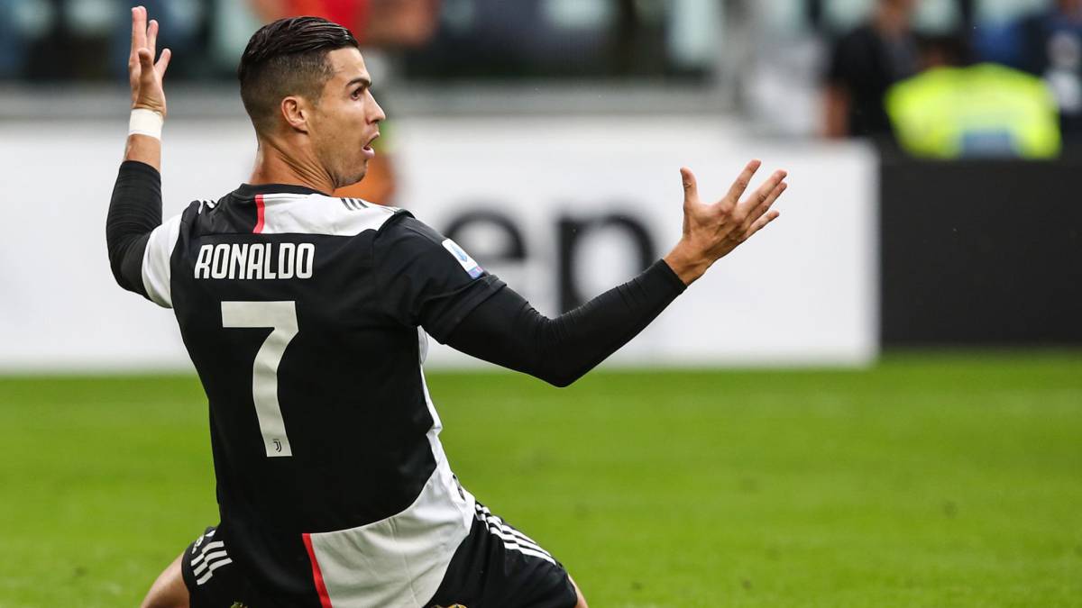 Turín se solidariza con la 'bofetada' de Cristiano a la FIFA