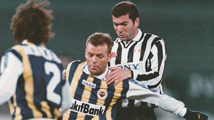 Os dados de Zidane em seu início na Juve que o negam