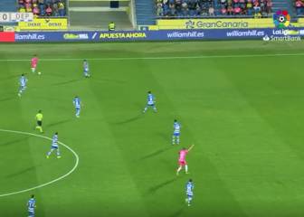 Pedri o tener una visión de juego privilegiada: asistencia de gol genial para romper líneas