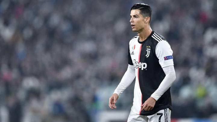 cristiano ronaldo juventus long sleeve jersey