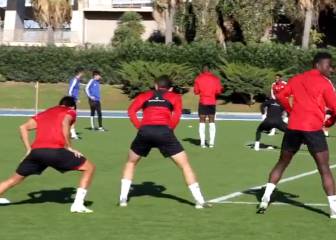 Así fue el primer día de Guti al frente del Almería