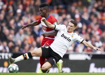 El Valencia aseguró un triunfo que hizo peligrar el VAR