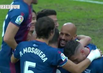 El Huesca doblega al Oviedo