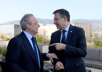 Cálido abrazo entre Florentino y Bartomeu previo al Clásico