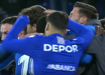 El Deportivo resucita en el 95' y coge aire a costa del Tenerife