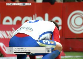 Un error de Cordero condena al Sporting en el Molinón