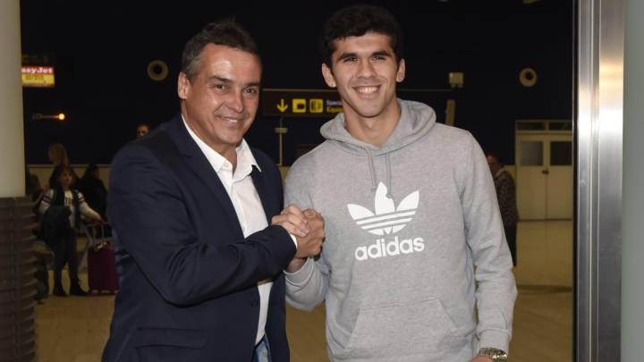 Aleñá está en Sevilla y apunta al duelo ante el Alavés