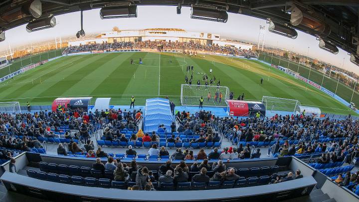 6.000 aficionados en el entrenamiento del Real Madrid