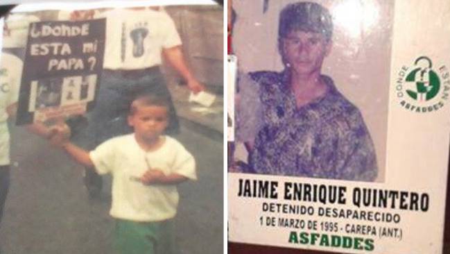 Juanfer Quintero de niño en una manifestación y cartel que anuncia la desaparición de su padre, Jaime Enrique Quintero, el 1 de marzo de 1995.